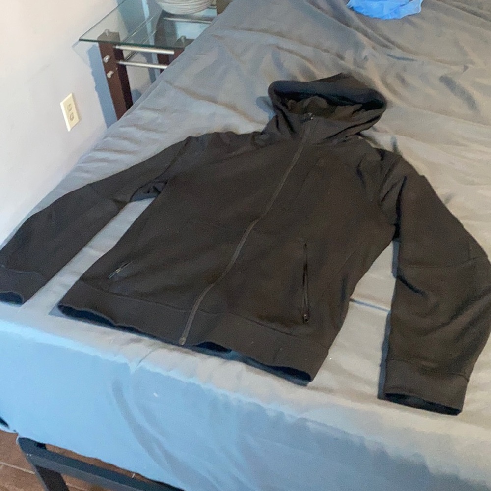 Lululemon black hoodie